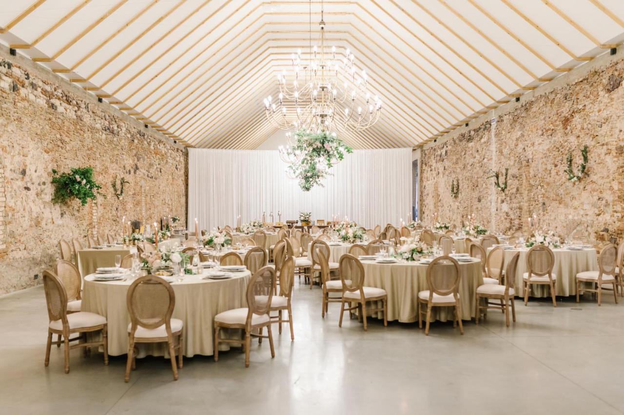 Na Kmine Hotel Obristvi Kültér fotó