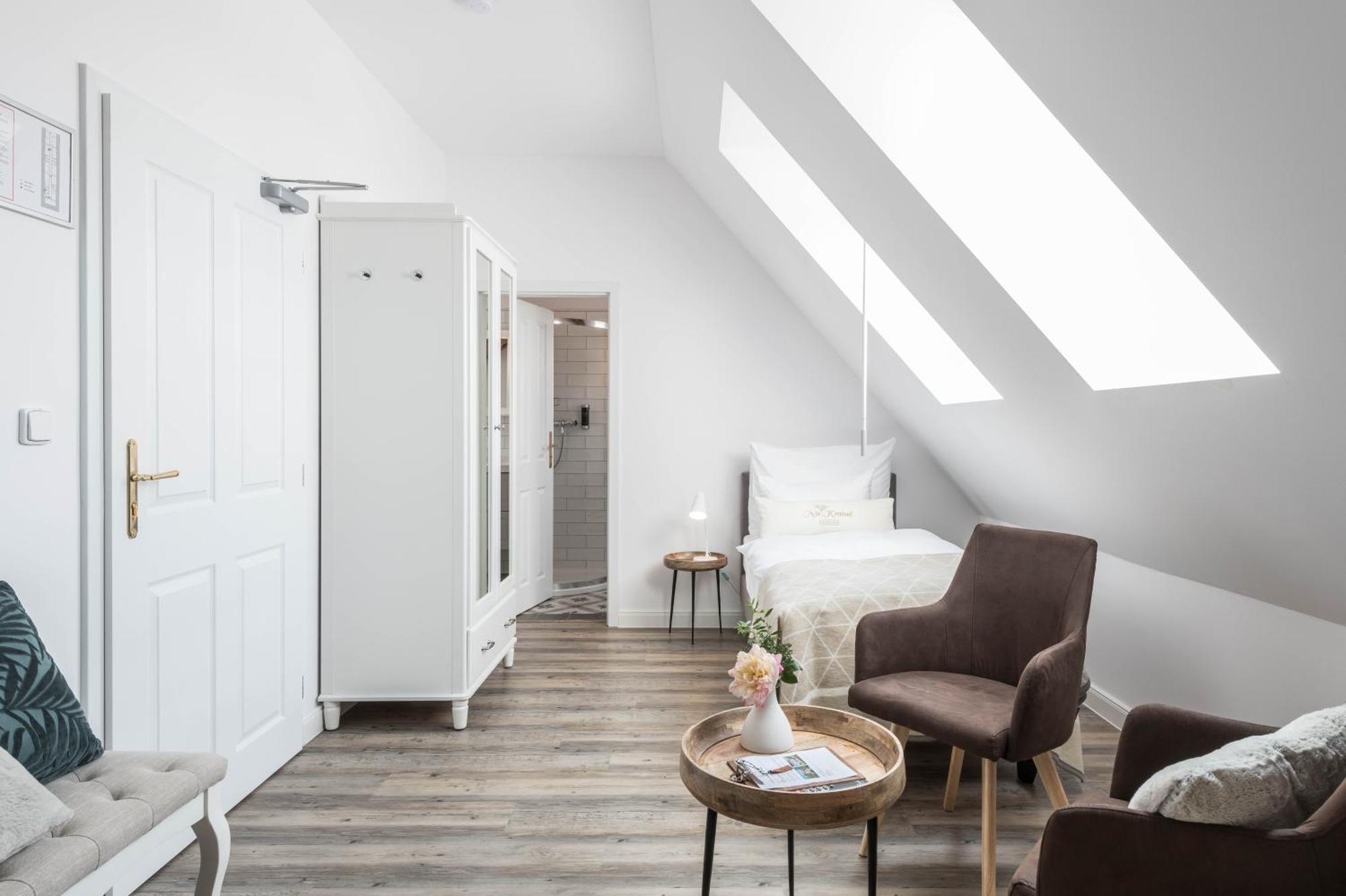 Na Kmine Hotel Obristvi Kültér fotó