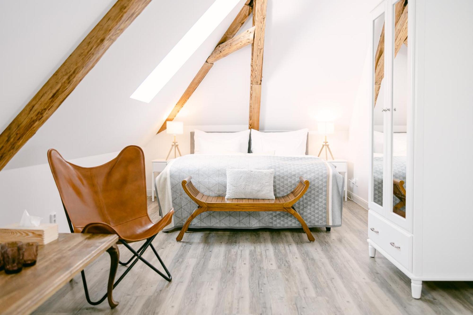 Na Kmine Hotel Obristvi Kültér fotó